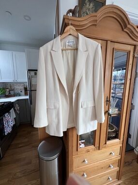 Women's Cream Tailored Blazer Jacket